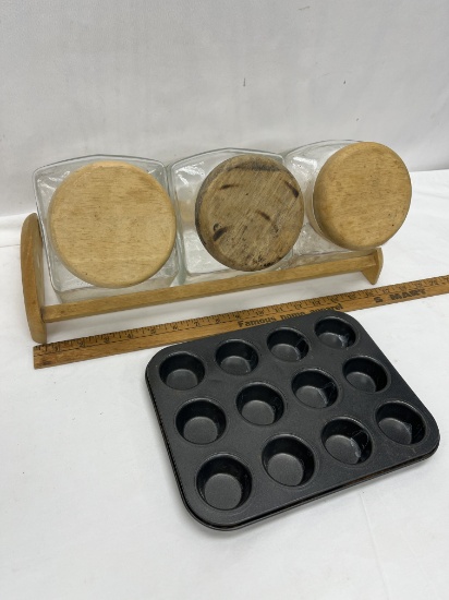 Box Lot/Slanted Canister Set and Muffin Pan