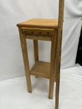 Approx 29 Inch Tall Entry Stand with Key Holders