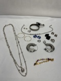 Box Lot/Jewelry, Ear Rings, Bracelets, Necklaces, ETC