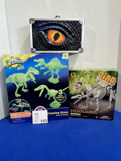 Dino lot