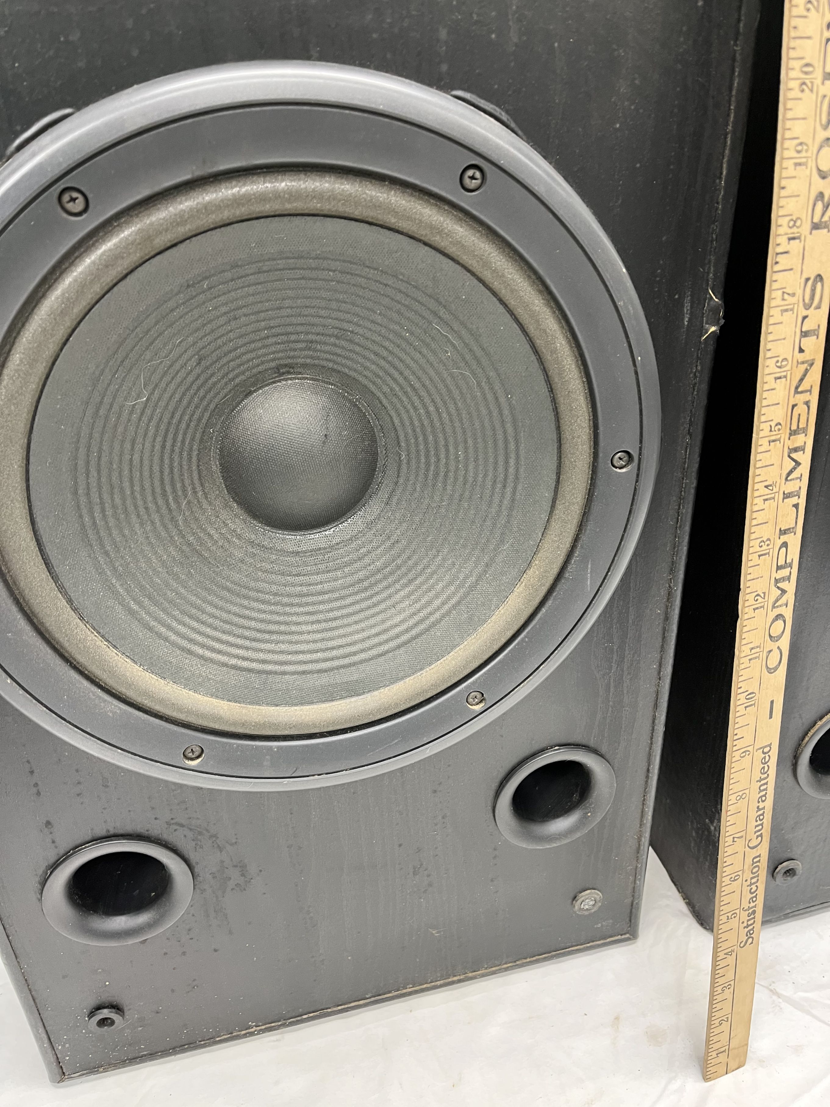 2) Large Technics Model SB-A28 3 Way Speaker | Proxibid