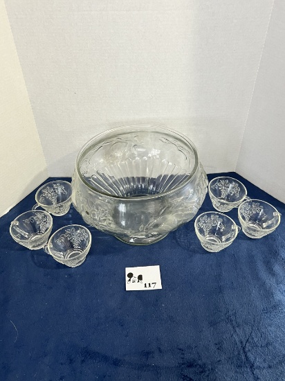 Vintage punch bowl set