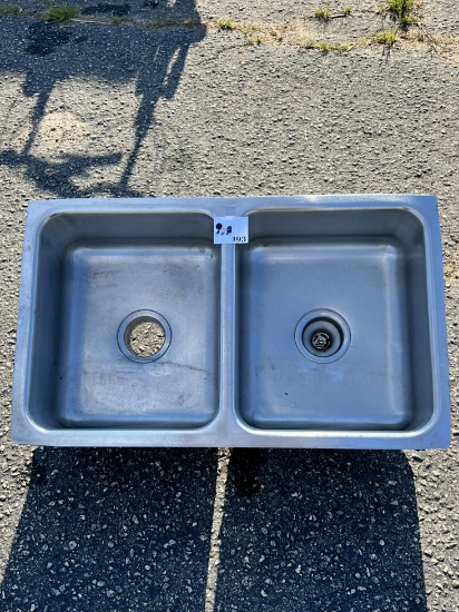 Stainless Steel Double Den Sink