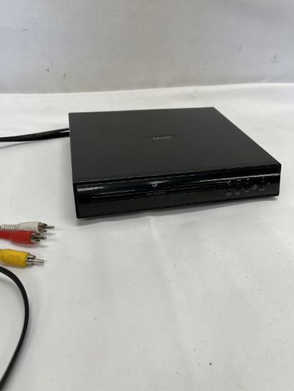 DVD/CD Player with Remote and RCA Cables