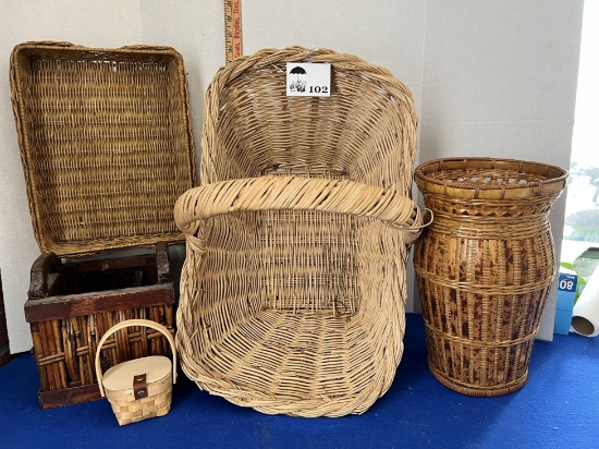 Basket lot