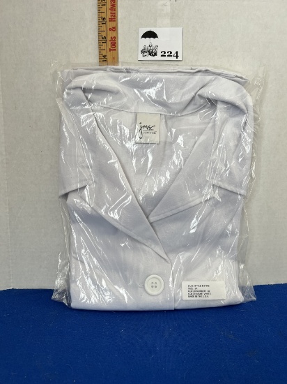 Womens Button up Top size 2x - new