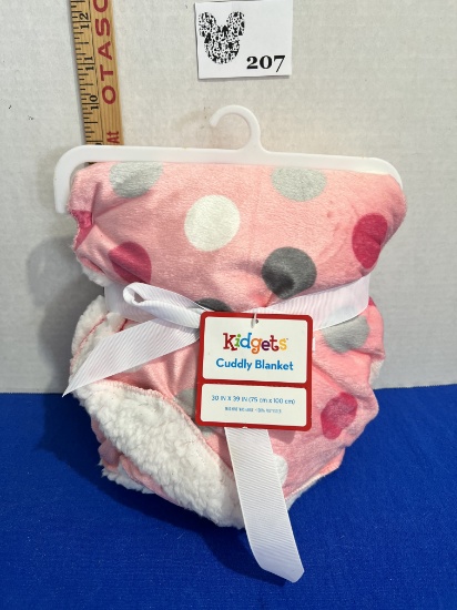 Kidgets Cuddly Blanket - new