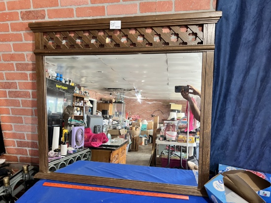 Large Lattice Mirror