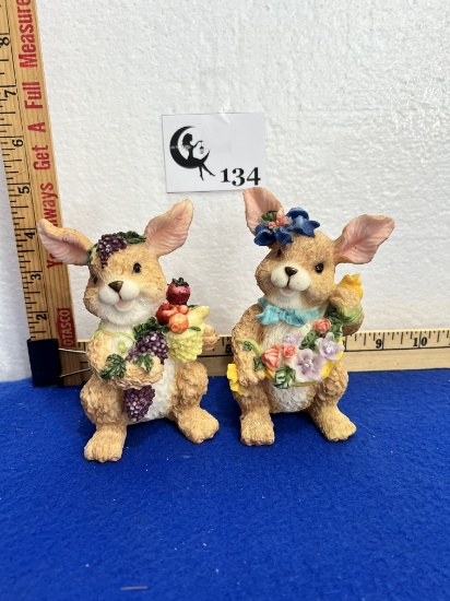 Pair of Vtg Bunny Rabbit Figurines