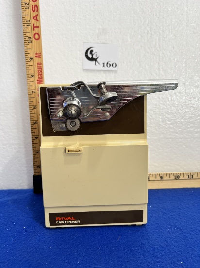 Vtg Rival Can Opener - works