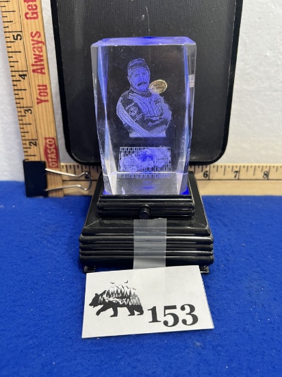 Dale EarnHardt 3D Crystal w/ Light upStand
