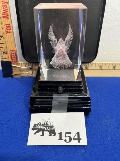 Angel 3D Crystal w/ Light upStand