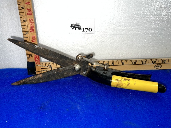 Vtg Pruning Shears Hand Tool