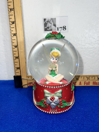 Disney Store Exclusive Tinkerbell Light Up Christmas Snow Globe