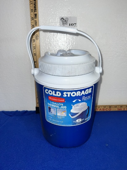 Rubbermaid 1/2 Gallon / 1.89 L Thermal Jug With Up & Out Spout Blue 1995