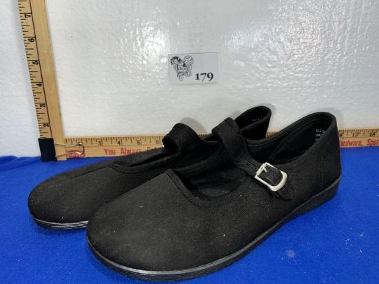 FLAT MARY JANE SHOE BLACK CANVAS SIZE 10