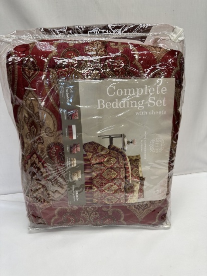 JCP Full Size Complete Bedding Set