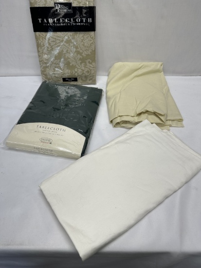 Box Lot/Table Cloths