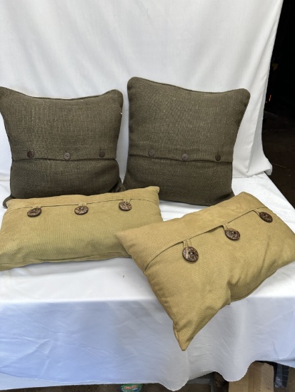 (4) Décor Pillows