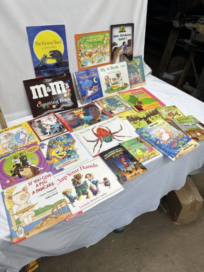 Box Lot/Kids Books