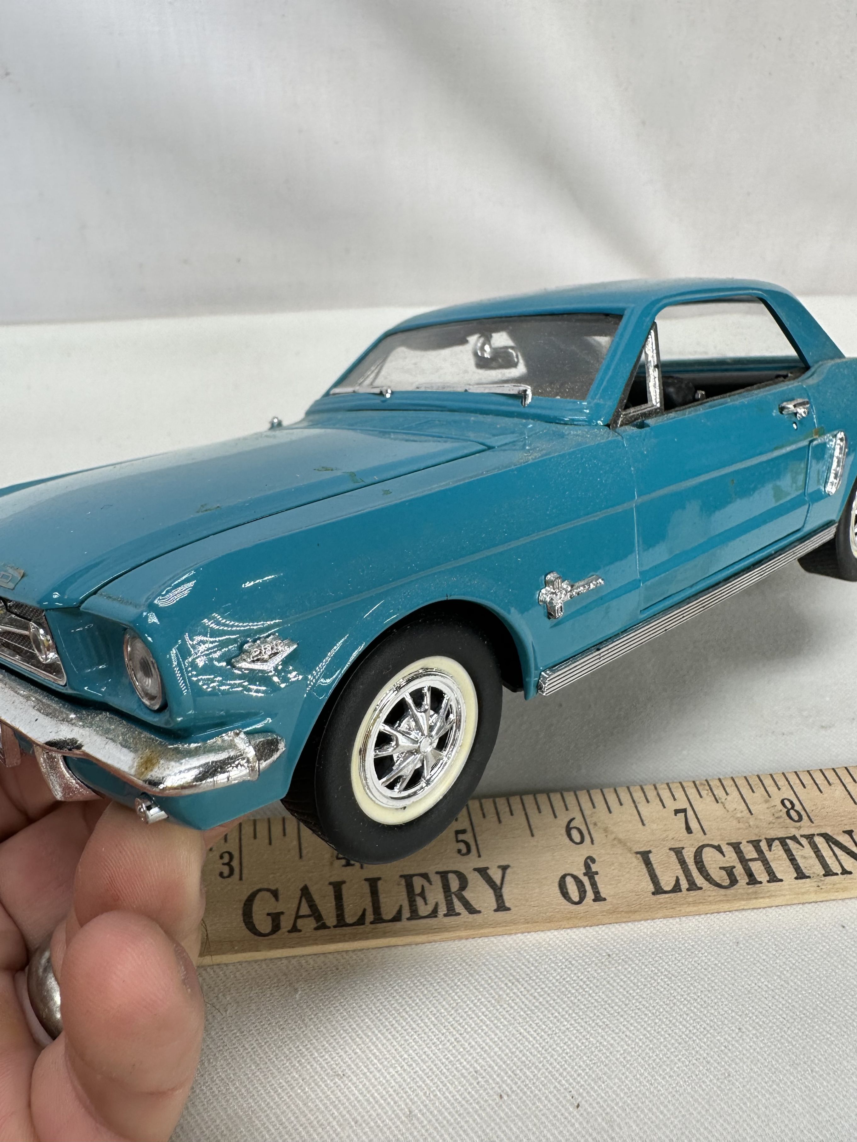 Mira Ford Mustang 1965 Bleue échelle 1/18 - Modèle Réduit AX139 Golden Line