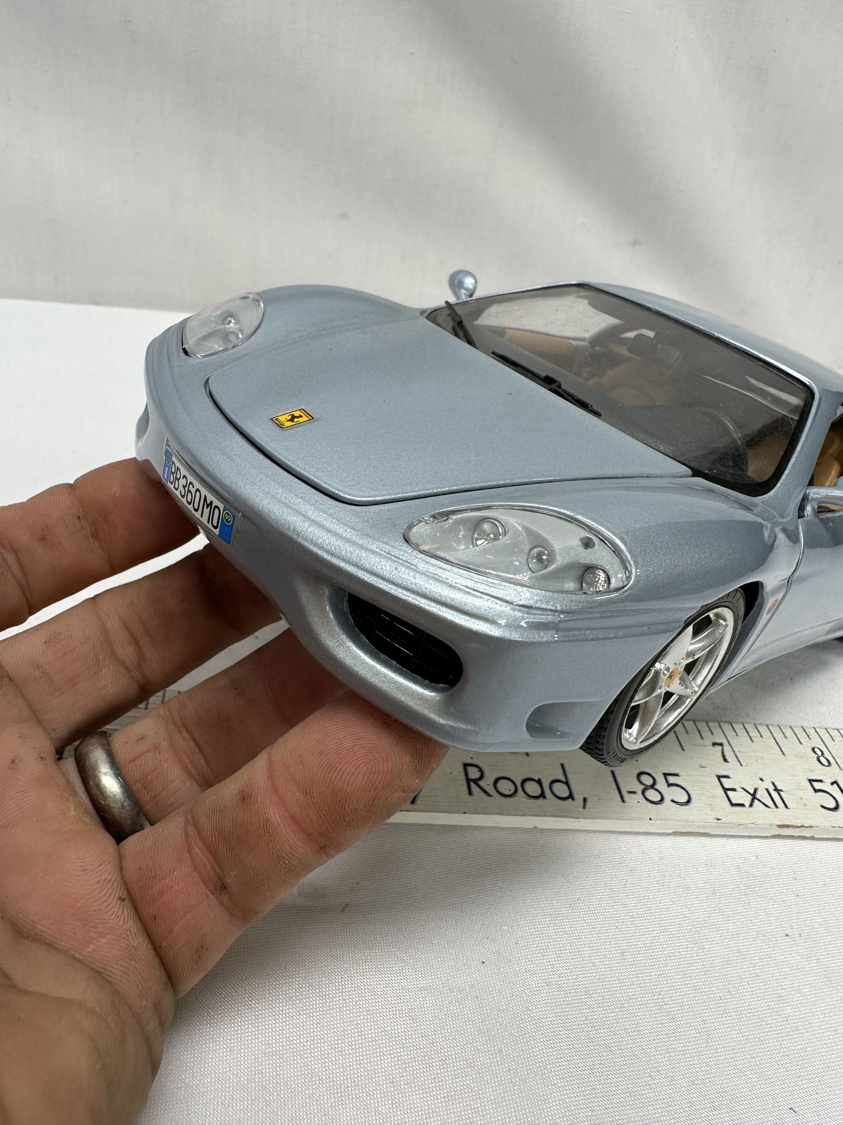 BURAGO 1/18 - Cod.3368 Ferrari 360 Modena 1999 - Yellow EUR 90,99 - FR