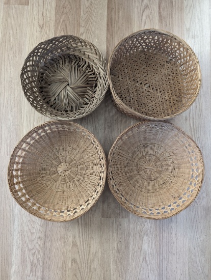 Lot of old sturdy woven baskets