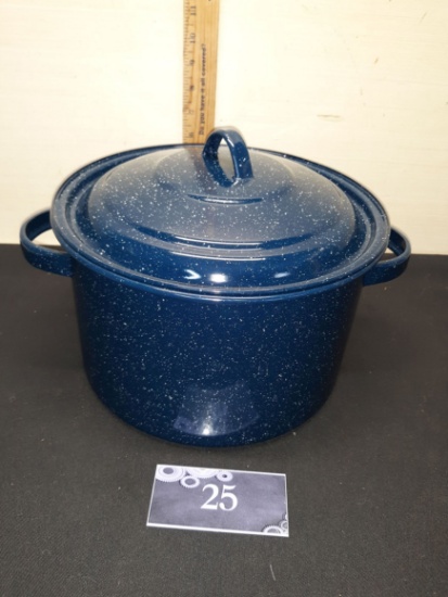 Blue Metal Pot with lid