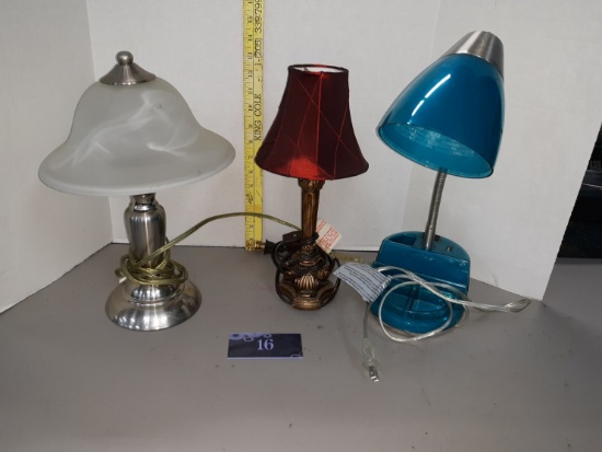 Small Decorative Lamp Lot, Qty: 3