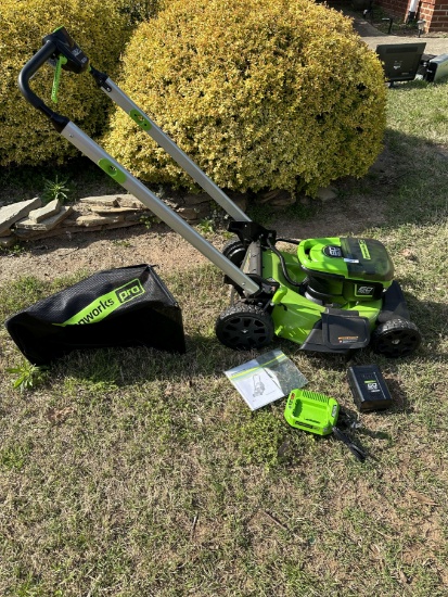 GREENWORKS PRO 60 Volt Lithium/LMC420 Mower (Local Pick Up Only)