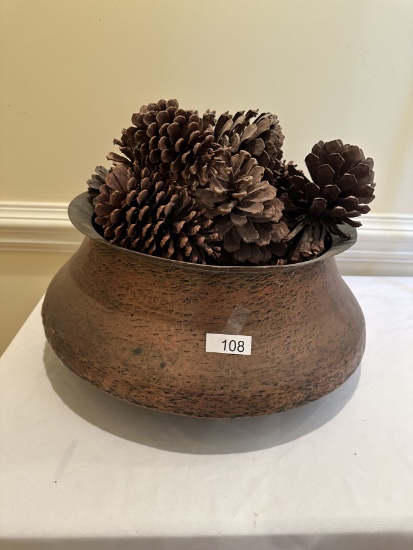 Nice Copper Décor Pot with Pine Cones/Heavy, Large