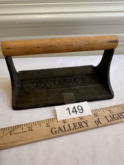Vintage 1973 Taylor & Ng Cast Bacon Press