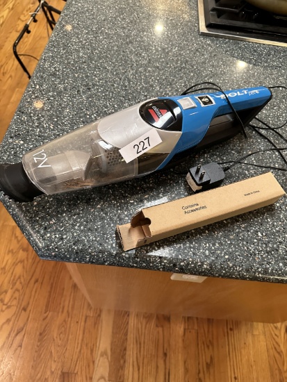 Bissell 12V Bolt Pet Vacuum