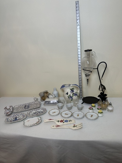 Box Lot/Made In China Pieces, Portugal Hand Painted Serving Trays, ETC