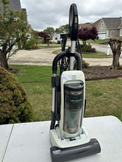 KENMORE Intuition with Power Flow Direct Drive Beltless Vacuum