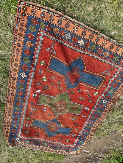 Approx 81 Inches X 56 Inches Area Rug