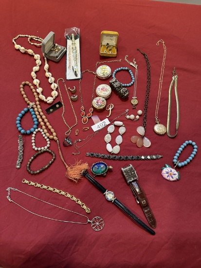 Box Lot/Jewelry (Some Old Pieces, Clip Ons, ETC)