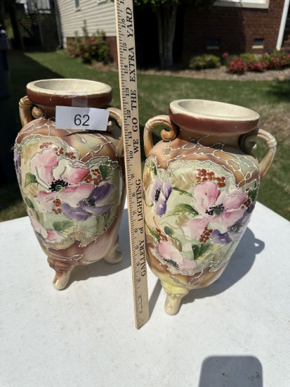 (2) Décor Vases