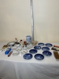 Box Lot/Wedgwood, Royal Vale England, Décor Plates, ETC