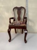 Vintage Accent Chair (Local Pick Up Only)