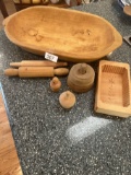 Box Lot/Wooden Décor, Rolling Pins, Butter Molds, ETC