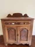 Nice 2 Door, 1 Drawer Wash Stand with Key/Metal Casters (Local Pick Up Only)