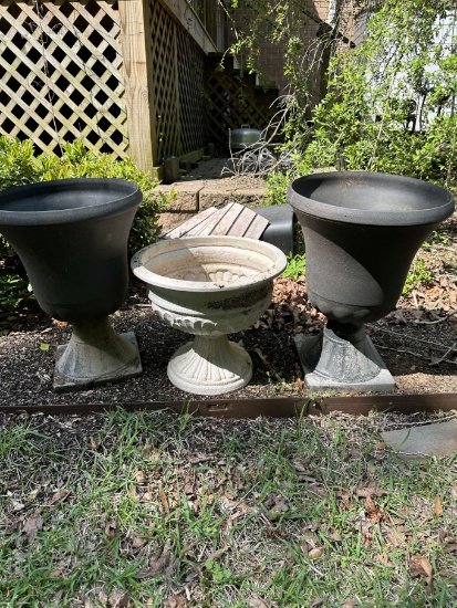 (3) Plastic Planters (Local Pick Up Only)