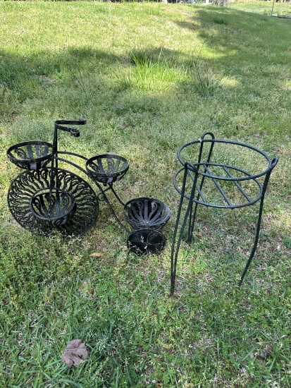 (2) Décor Planter Stands/Planters (Local Pick Up Only)