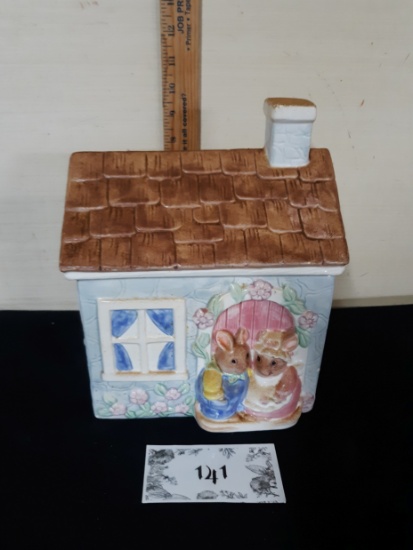 Vintage Ceramic Cookie Jar Bunny Farm House
