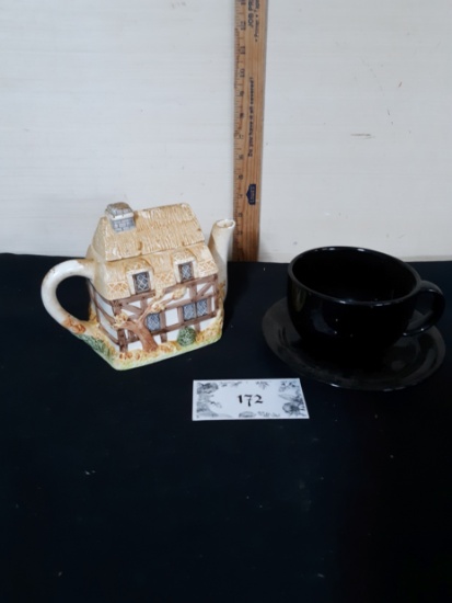 Cottage Tea Pot, Black cup w/saucer