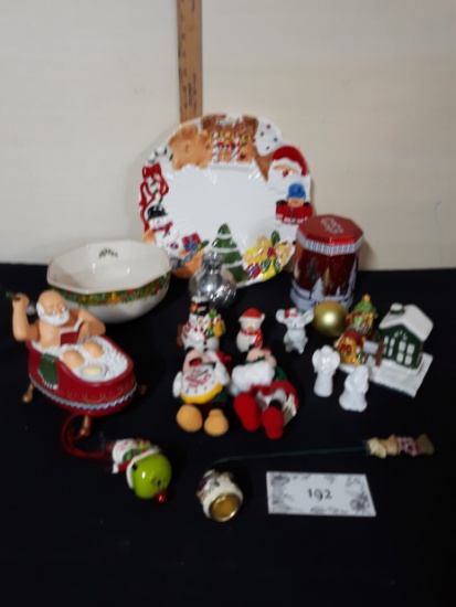 Christmas Lot, Singing Santa, Plate, Disney Mickey and Minnie, etc.