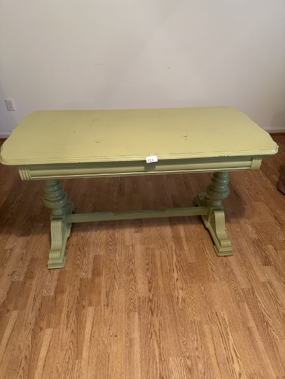 Large Décor Entryway Table (Local Pick Up Only)