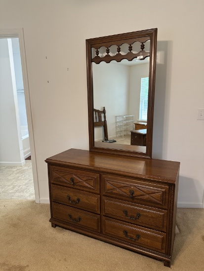 Nice Young Hinkle Furniture Country Spanish Dresser with Mirror (Local Pick Up Only)