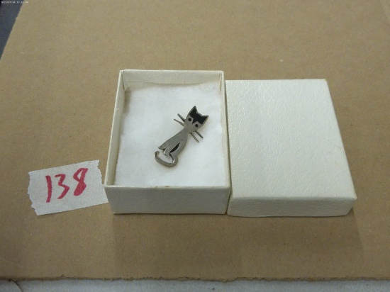 silver cat pin, made in mexico 5.7g